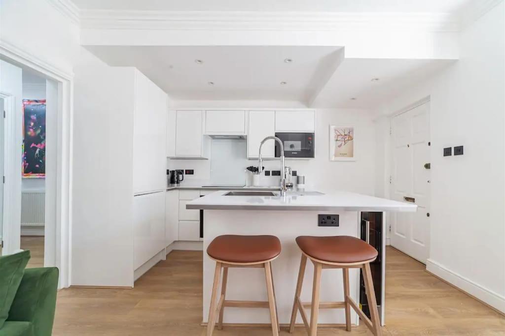 Chic Chelsea Apartment Steps From Kings Road ロンドン エクステリア 写真