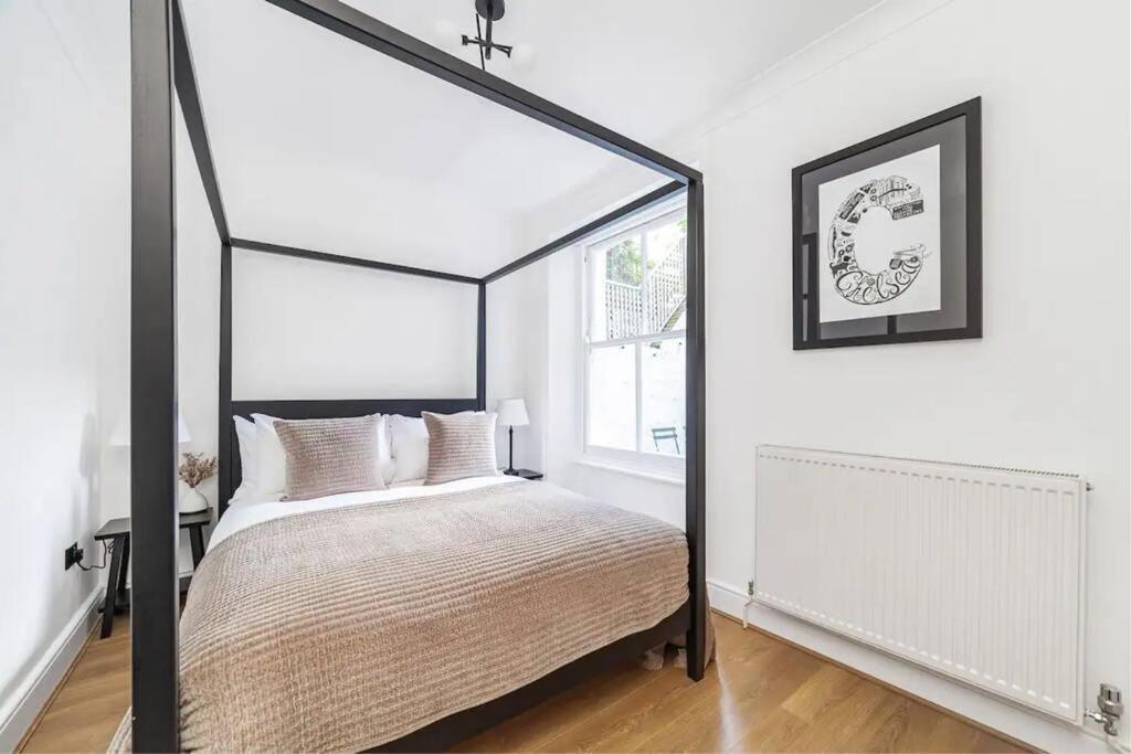 Chic Chelsea Apartment Steps From Kings Road ロンドン エクステリア 写真