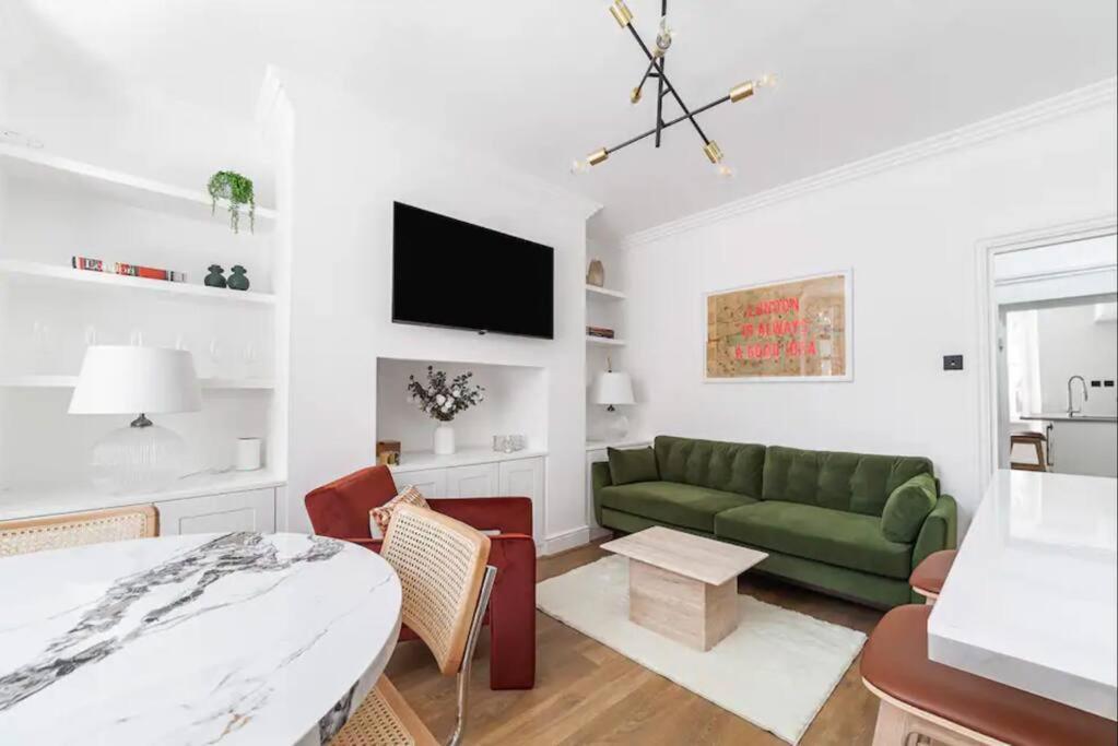 Chic Chelsea Apartment Steps From Kings Road ロンドン エクステリア 写真